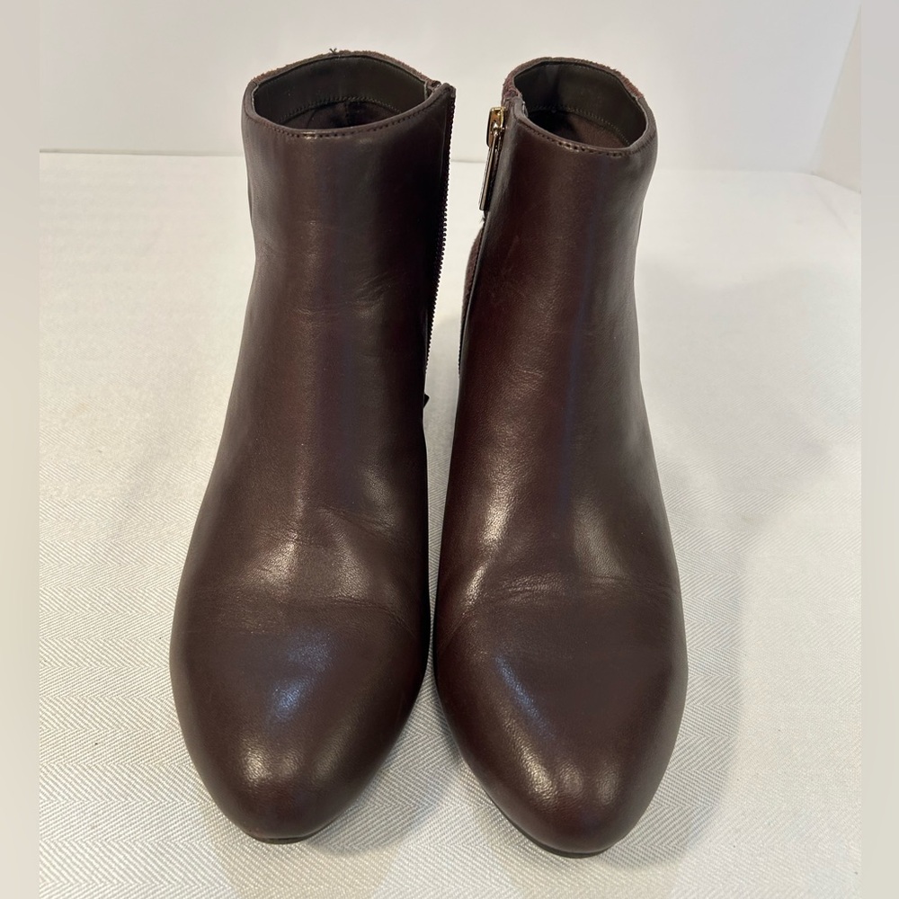 Anne Klein Hilda Ankle Boots in Dark Brown with "Snakeskin" Heels 7 1/2 M - Picture 5 of 9
